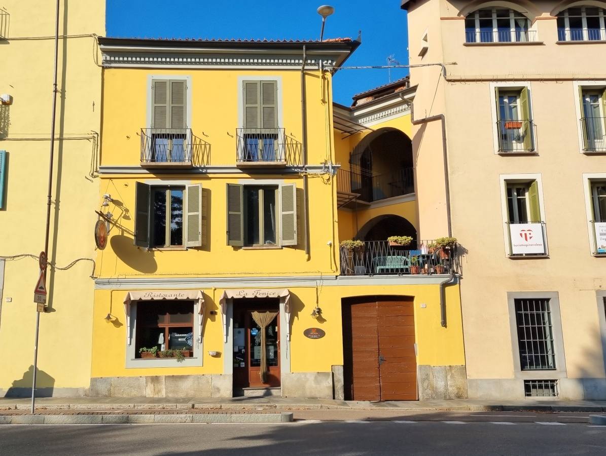 BILOCALE TERMO-AUTONOMO BILOCALE TERMO-AUTONOMO